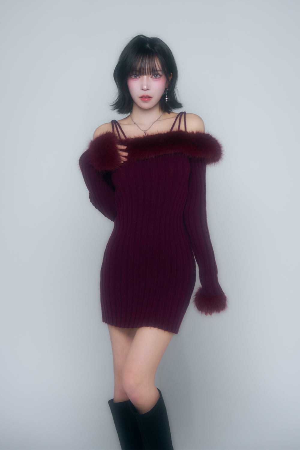 オフショルファーニットワンピース