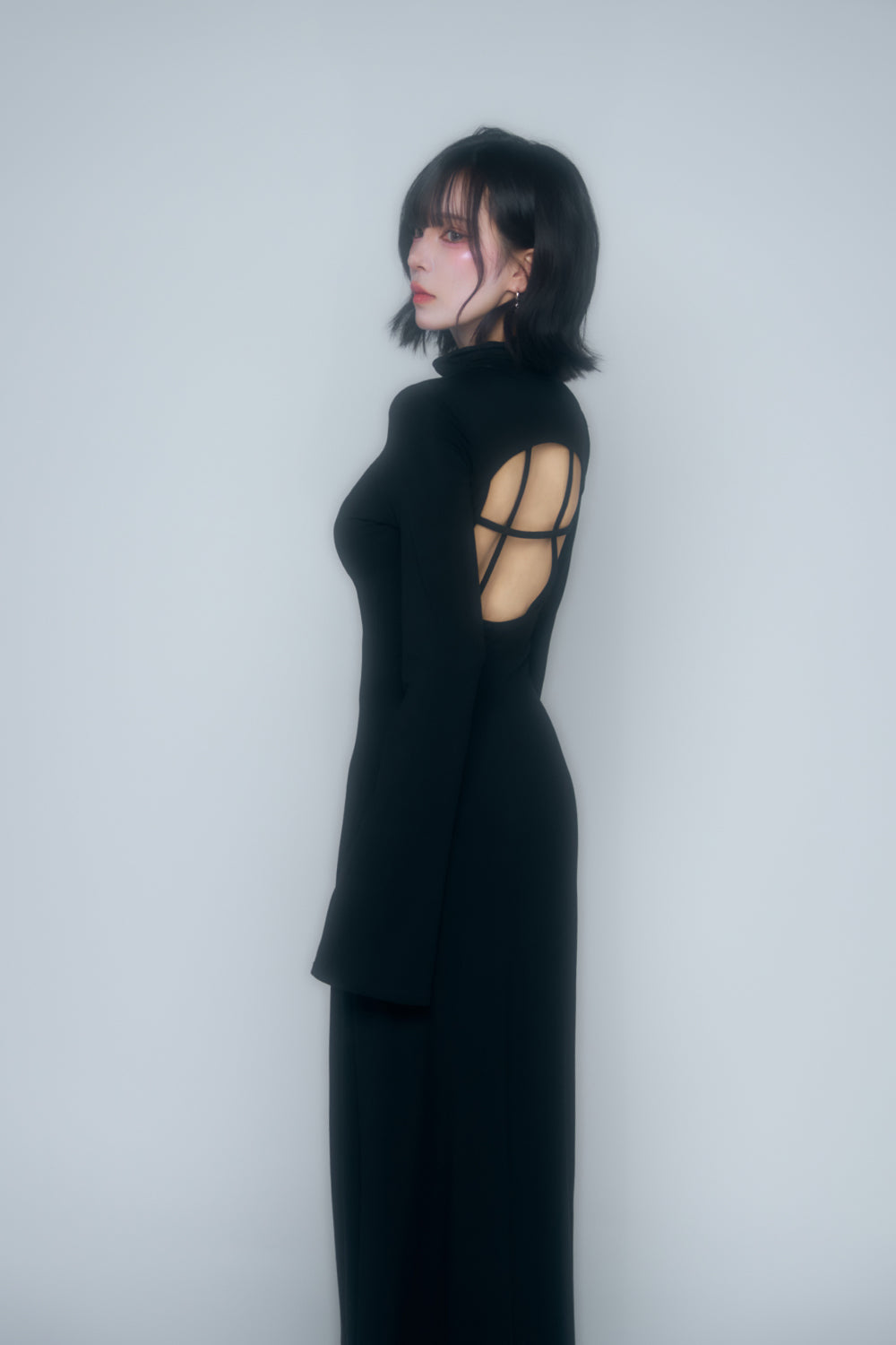 デザインオープンカットロングワンピース