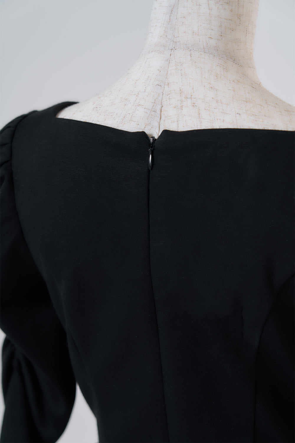 ベロアリボンカットミニワンピース