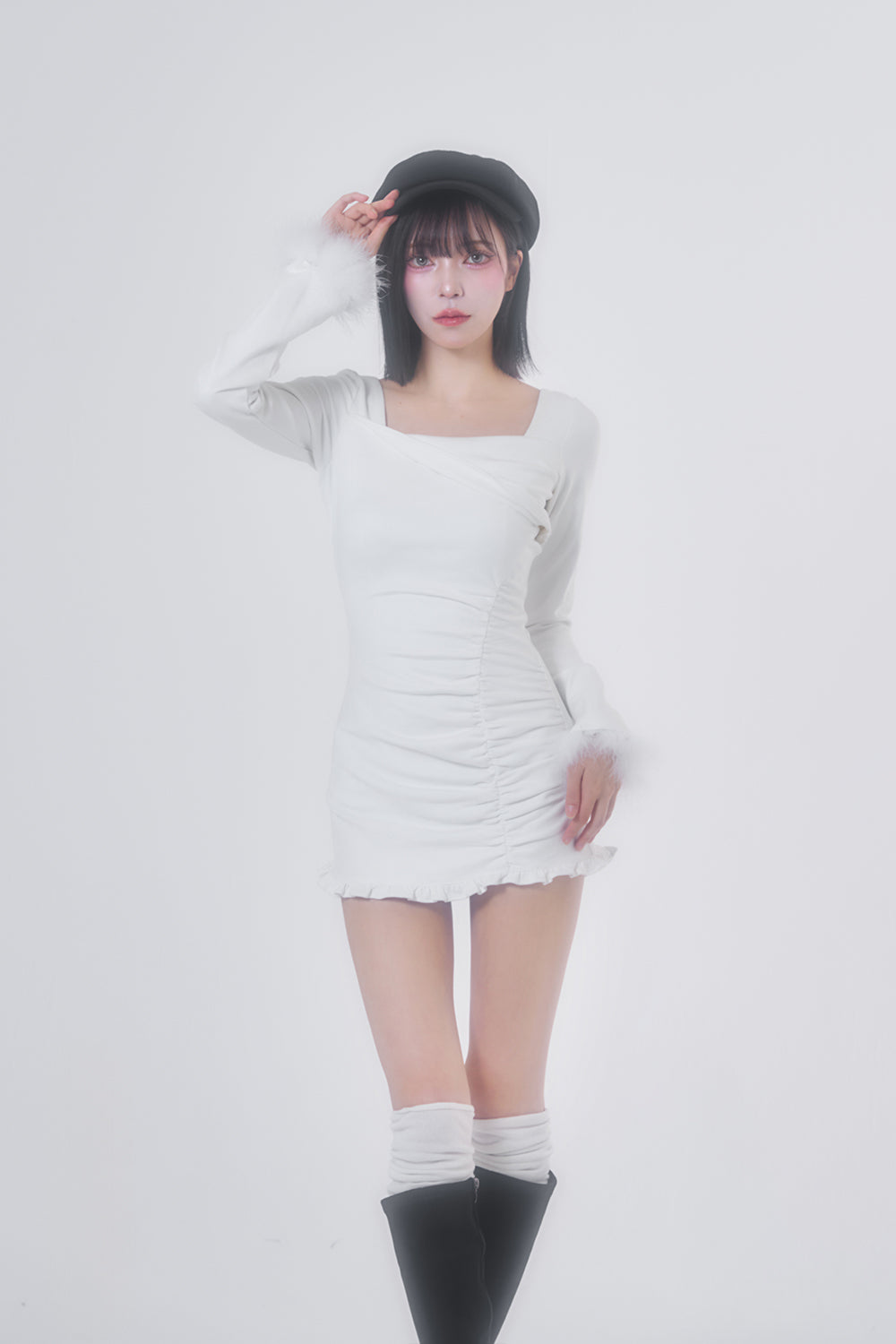 ギャザースウェードミニワンピース