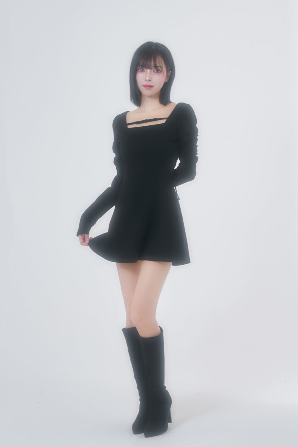 ベロアリボンカットミニワンピース