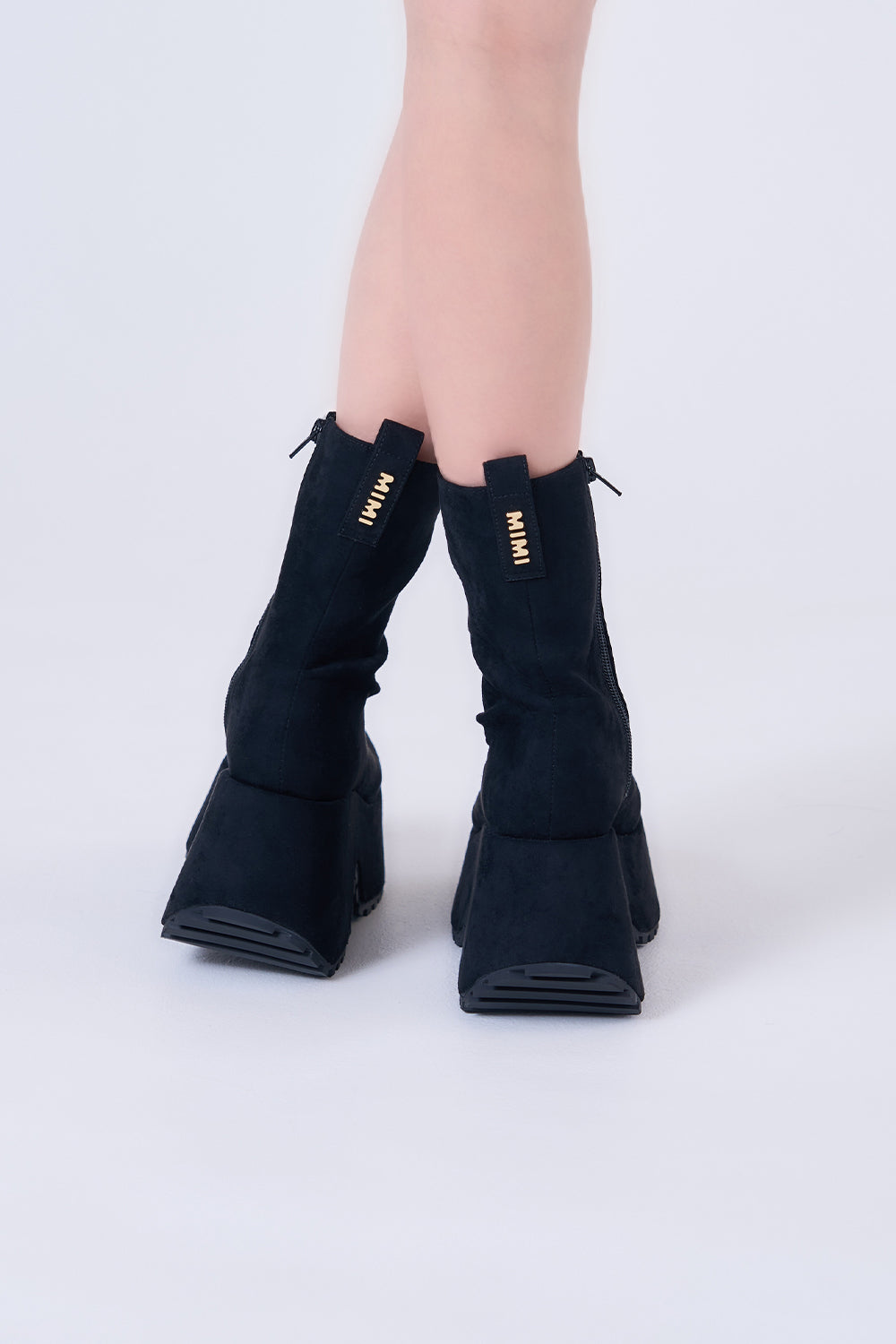 ベルベットショートブーツ