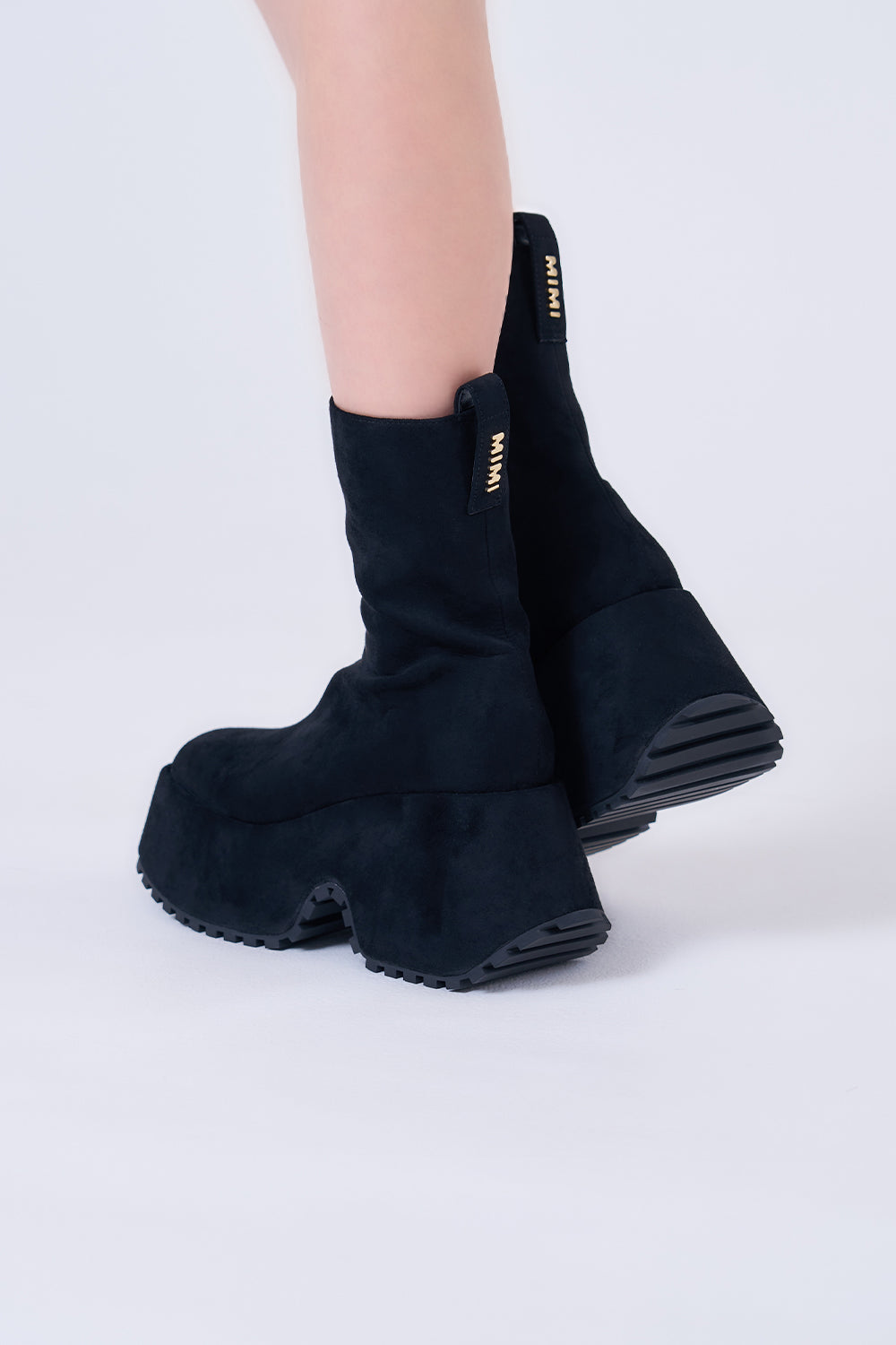 ベルベットショートブーツ