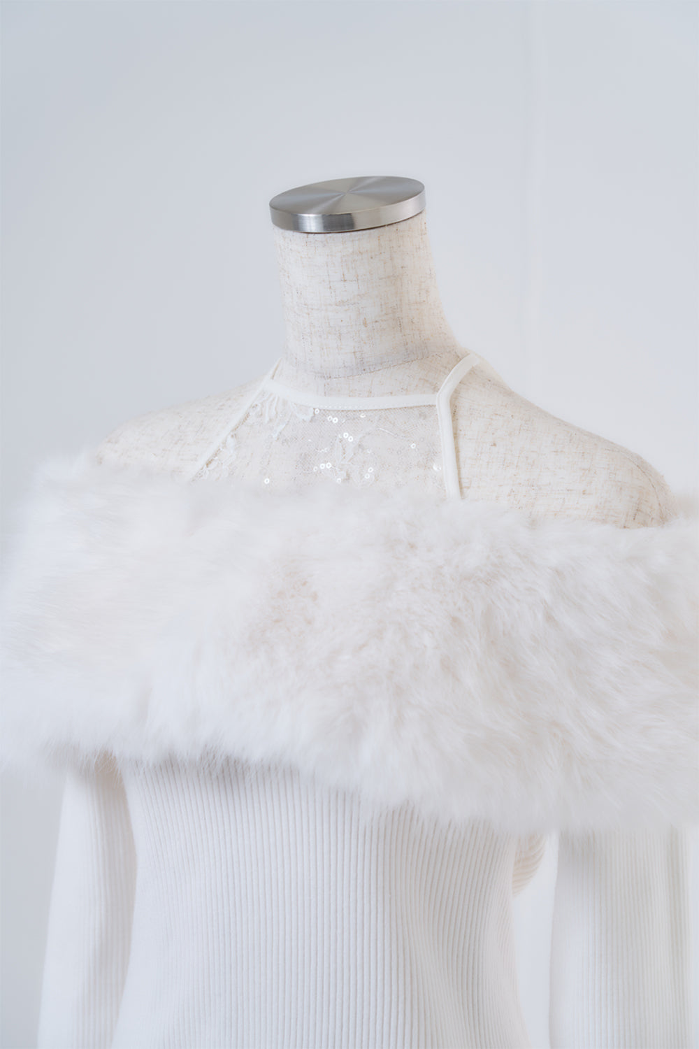 オフショルファーニットトップス