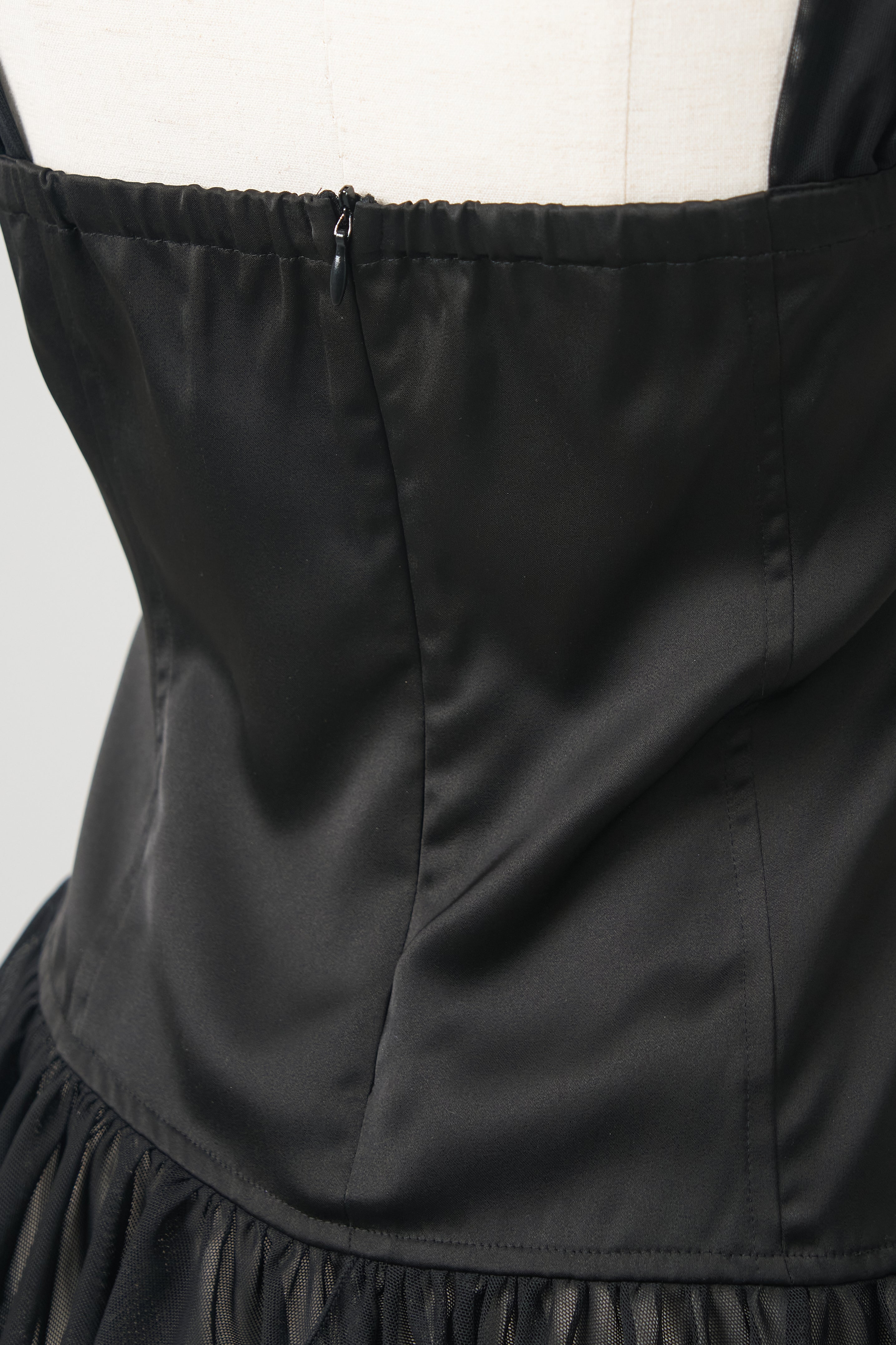 イレヘムサテントップス