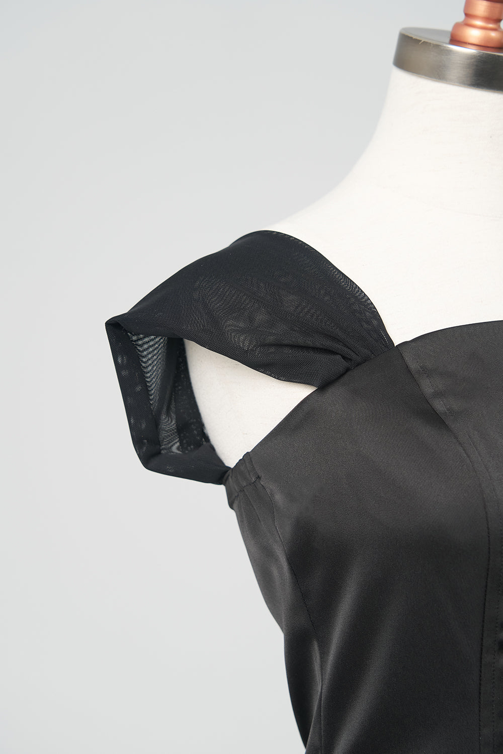 イレヘムサテントップス