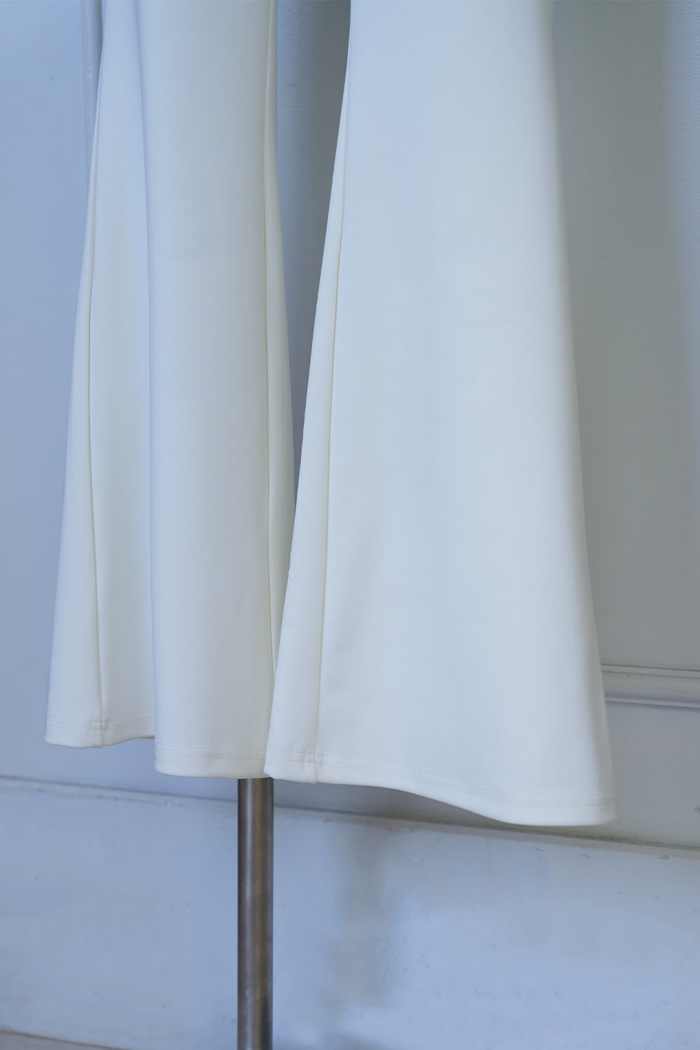 スキニーカットロングパンツ