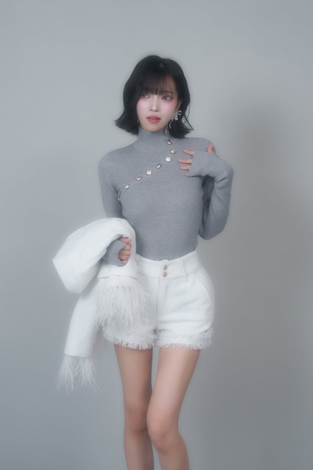 デザインタートルニットトップス