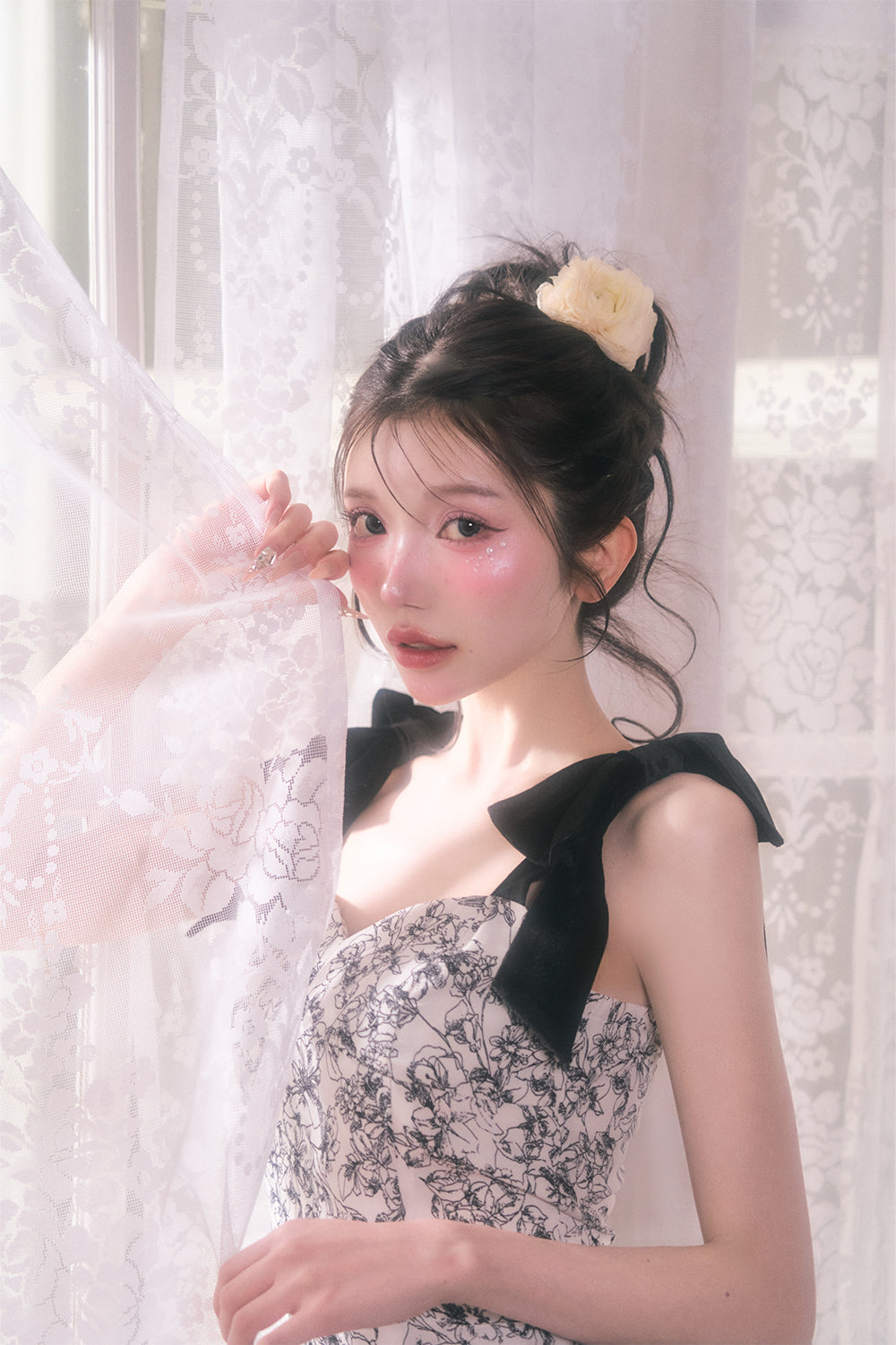 ラインフラワーミニワンピース