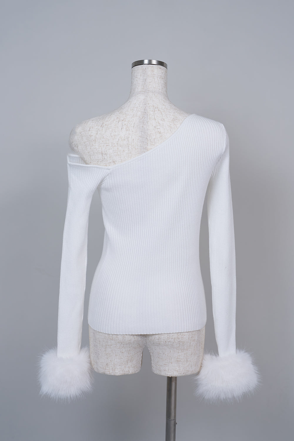 ワンショルビジュートップス