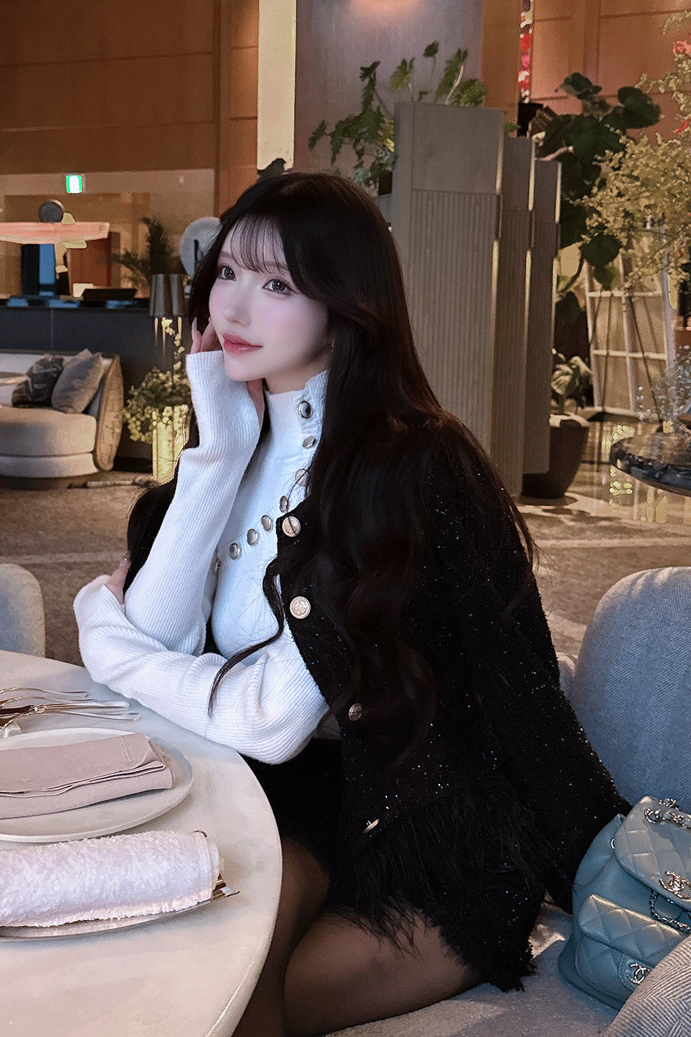 デザインタートルニットトップス