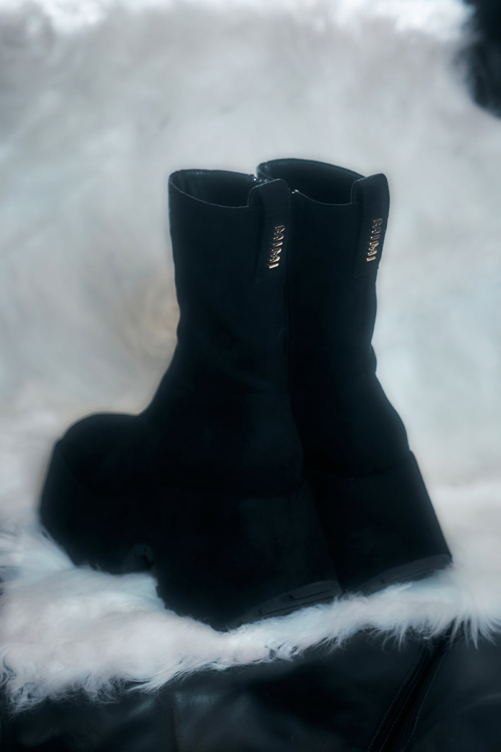 ベルベットショートブーツ