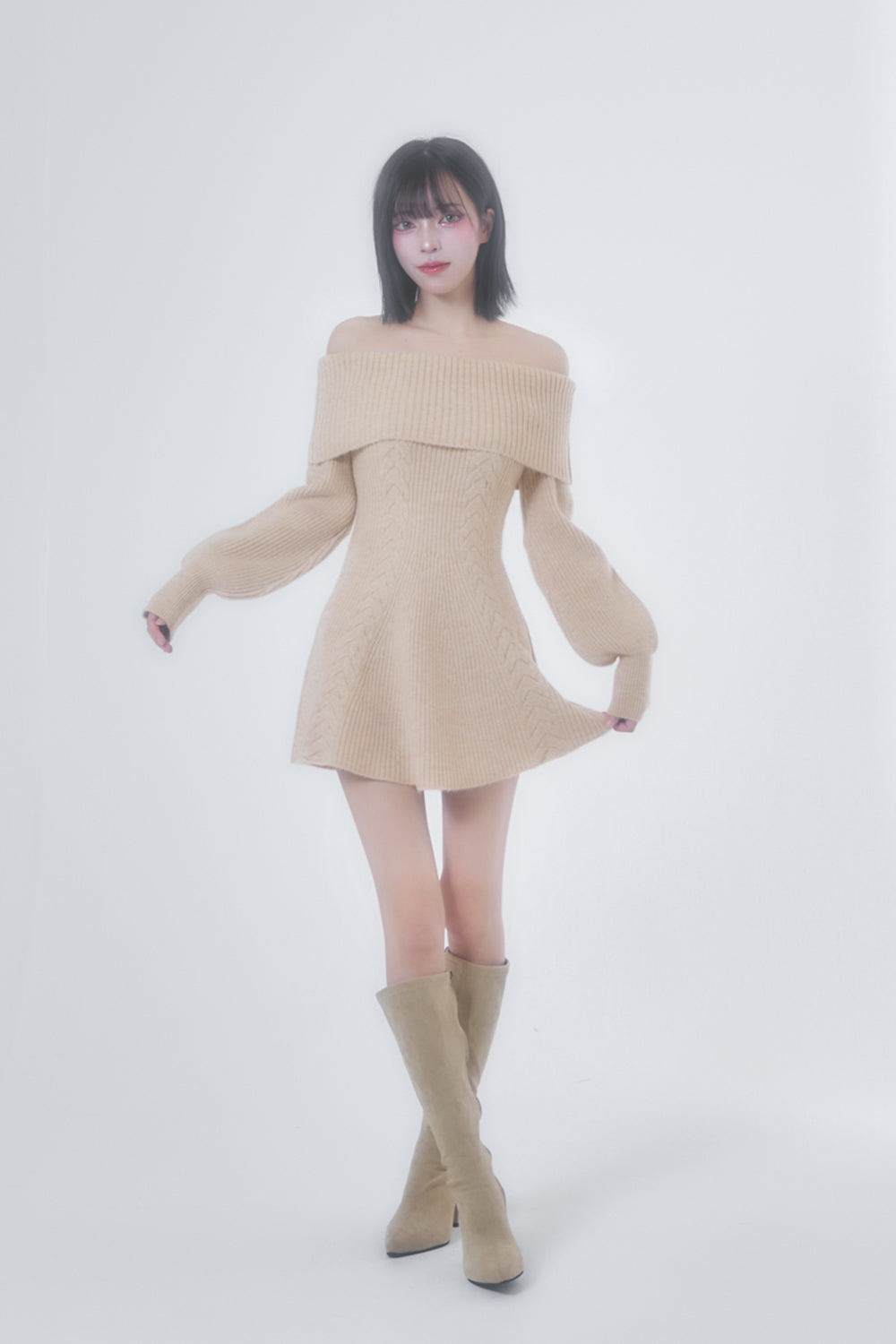 ケーブルニットミニワンピース