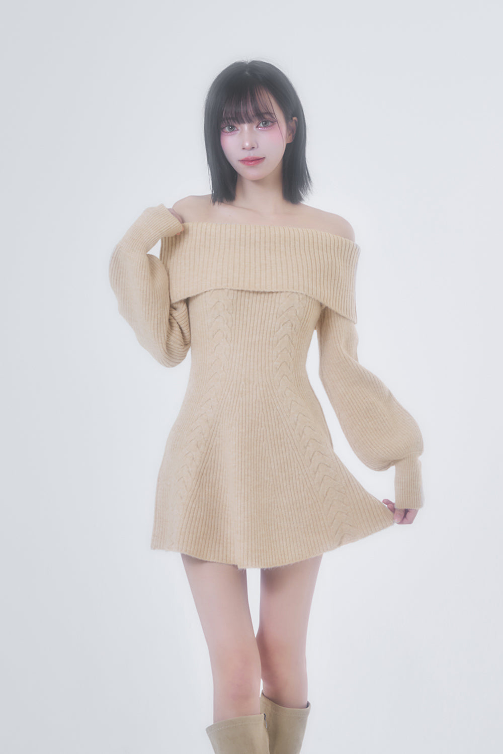 ケーブルニットミニワンピース
