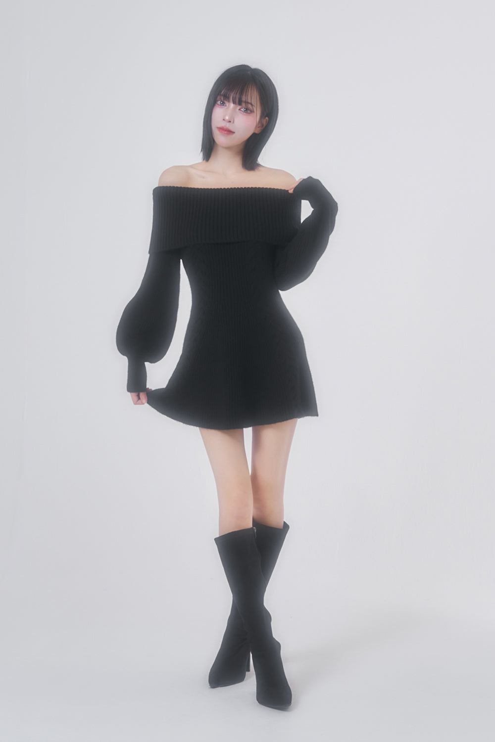 ケーブルニットミニワンピース