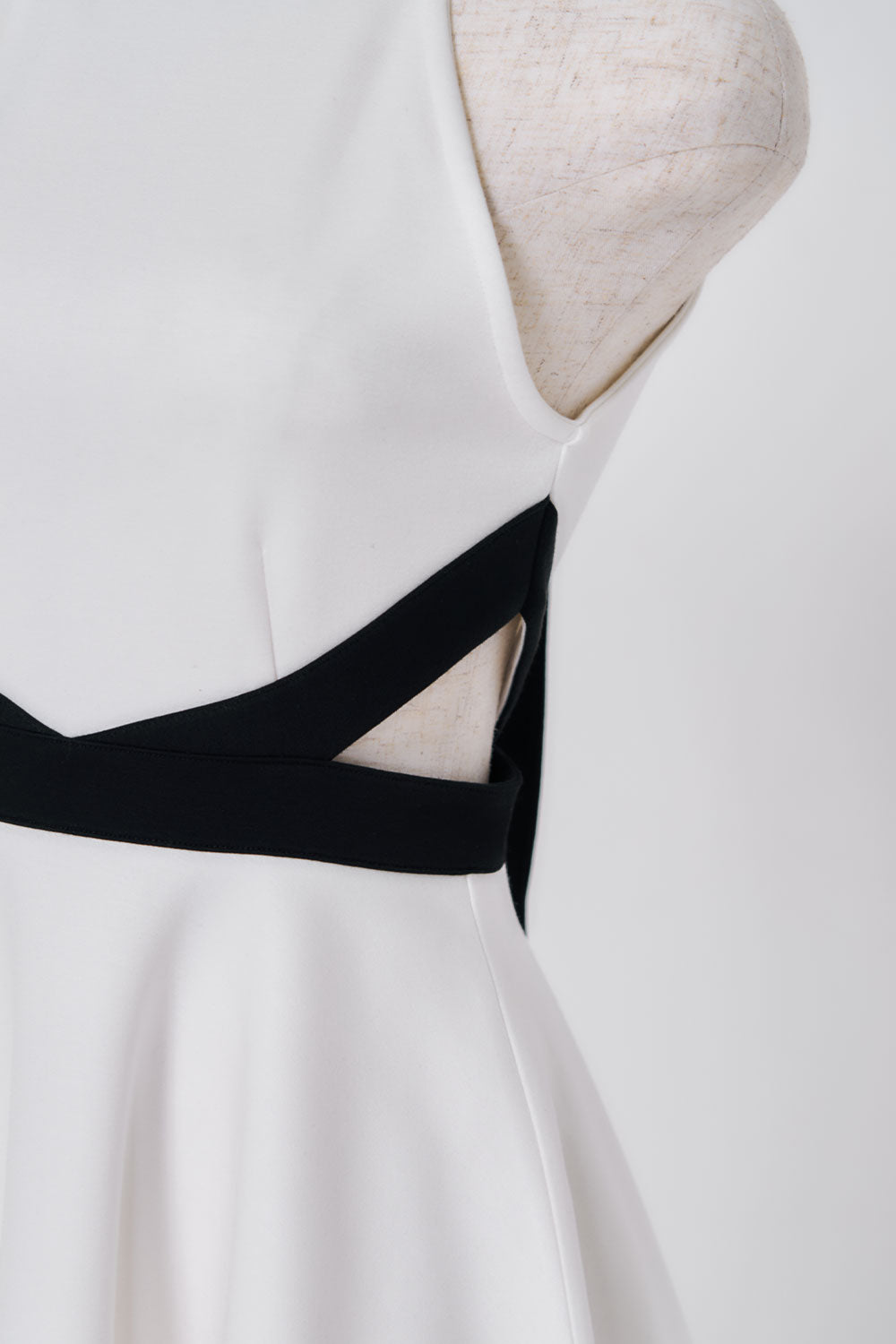 カットオープンアメスリミニワンピース