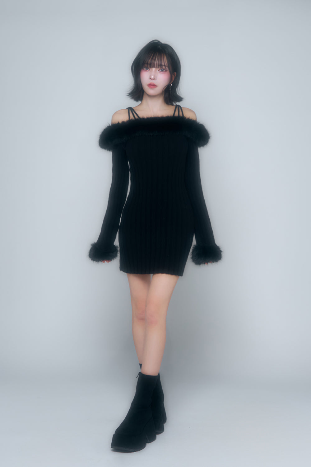 オフショルファーニットワンピース