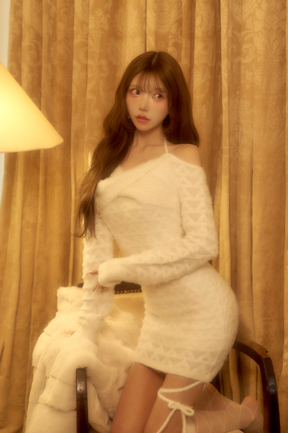 デザインオフショルニットワンピース