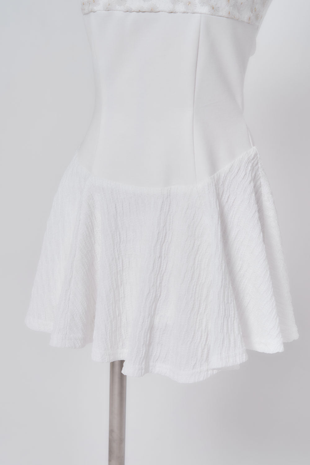 デイジーモチーフミニワンピース