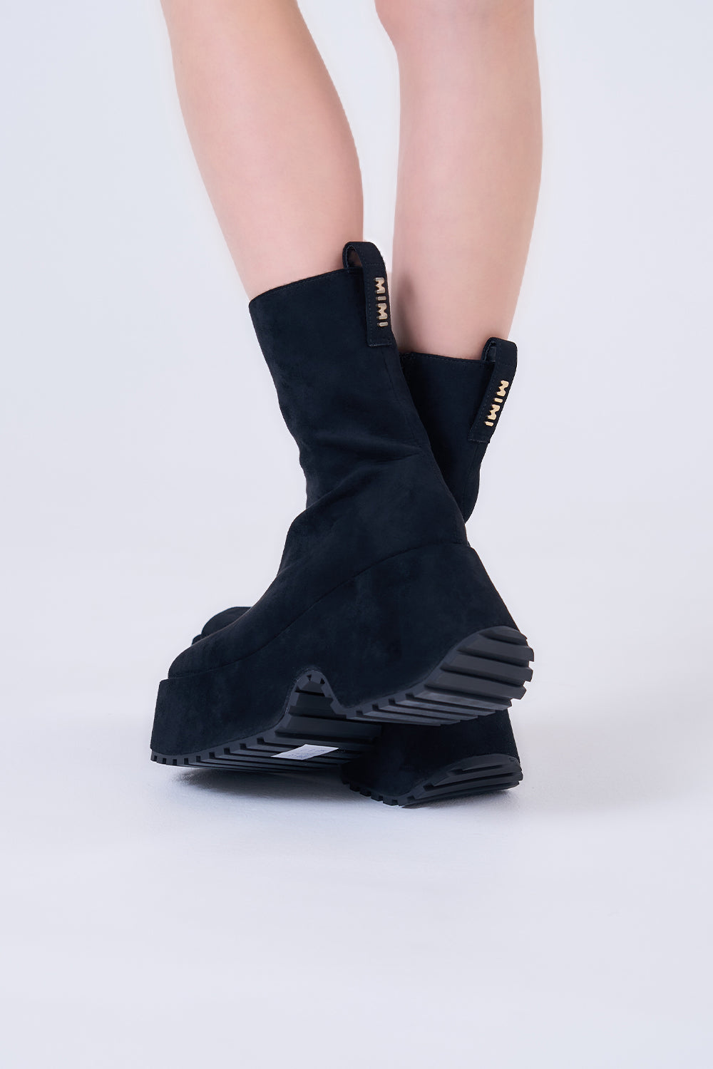 ベルベットショートブーツ