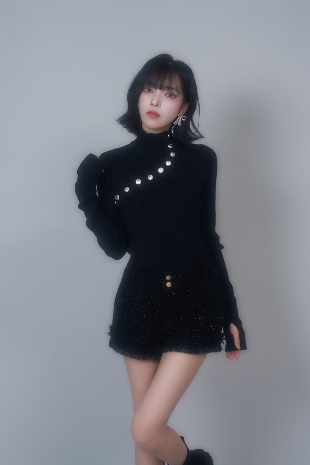 デザインタートルニットトップス