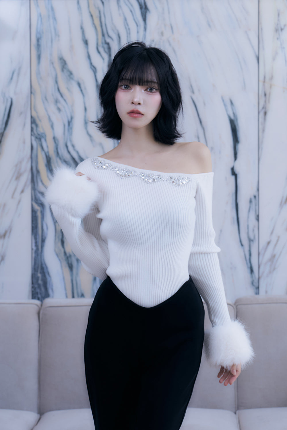 ワンショルビジュートップス