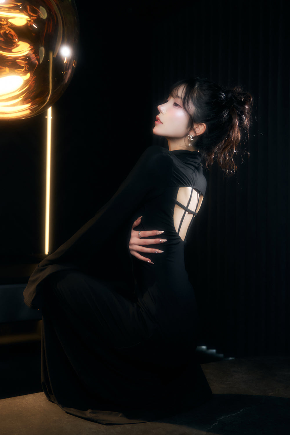 デザインオープンカットロングワンピース