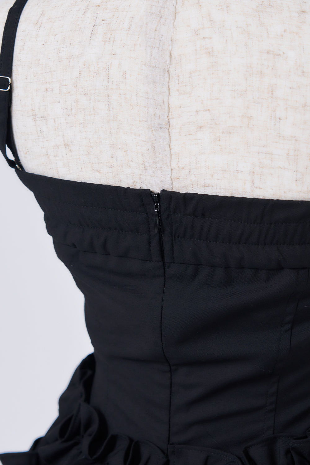 ボリュームフリルベアワンピース