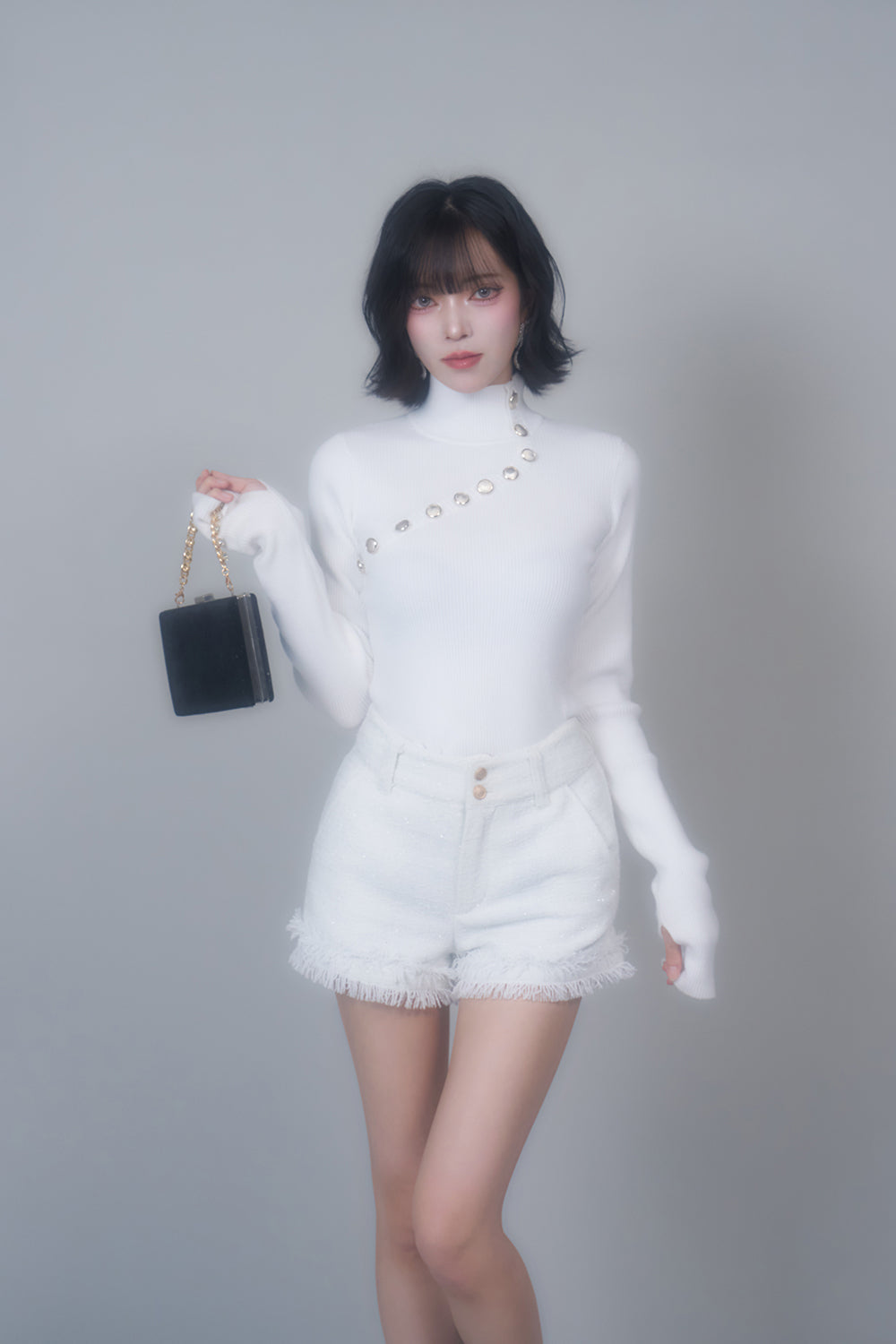 デザインタートルニットトップス