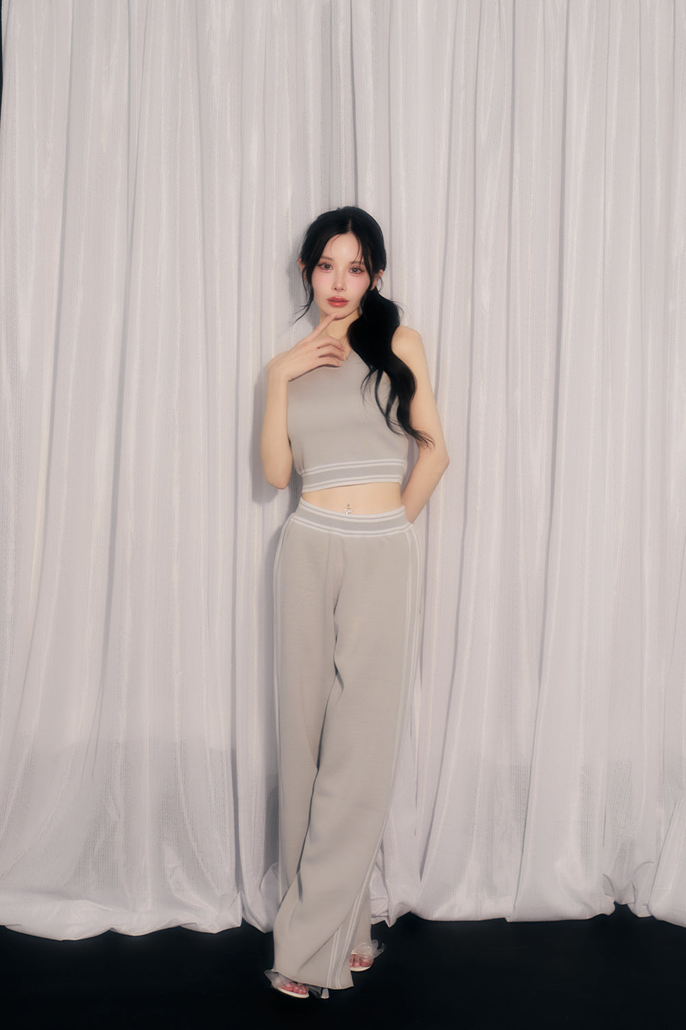 Line Knit Pants