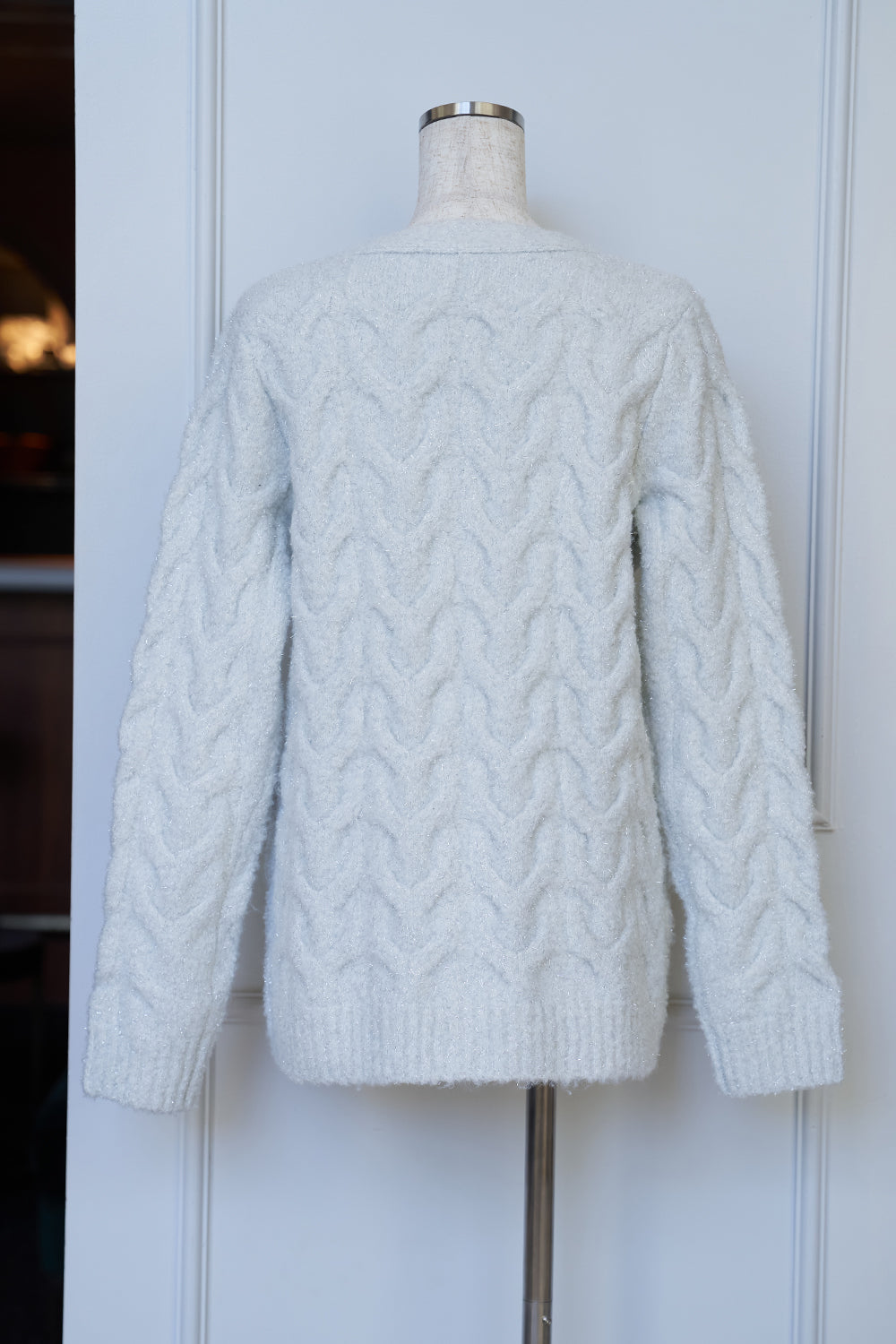 ケーブルニットカーデ