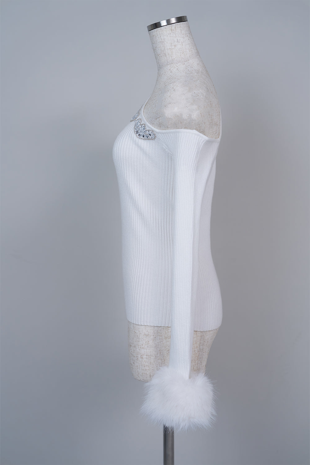 ワンショルビジュートップス