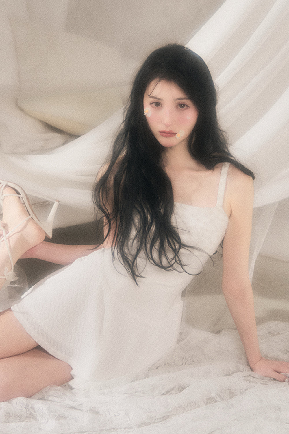 デイジーモチーフミニワンピース