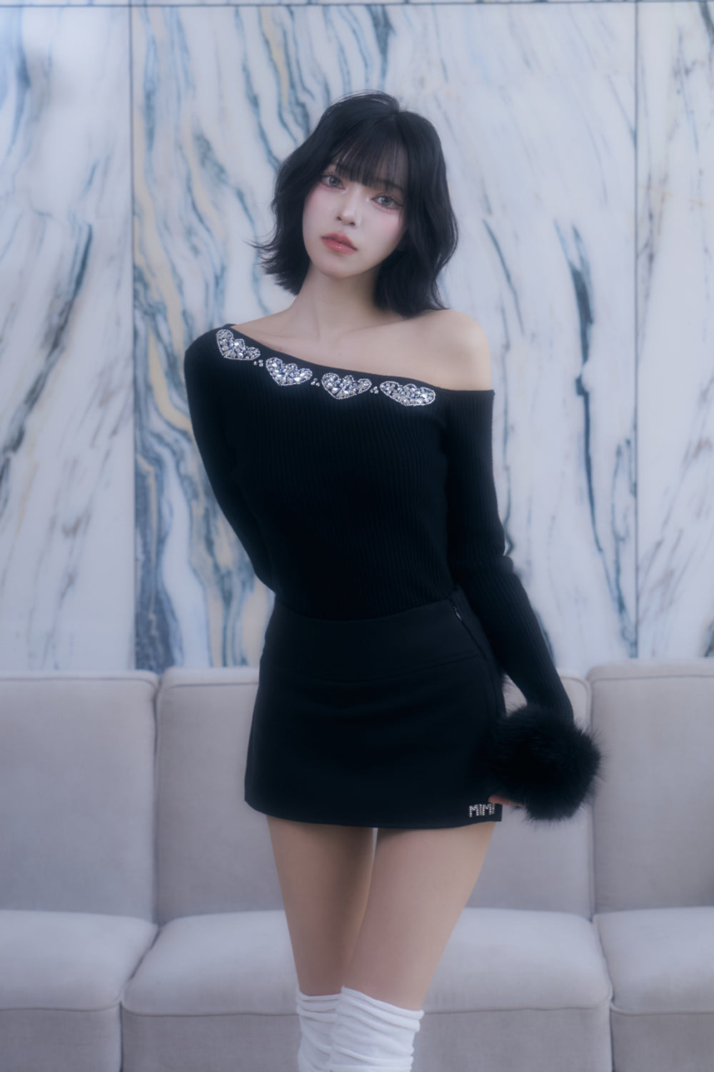 ワンショルビジュートップス