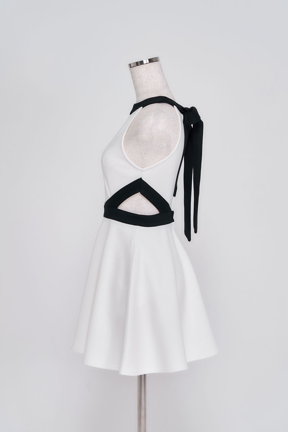 カットオープンアメスリミニワンピース